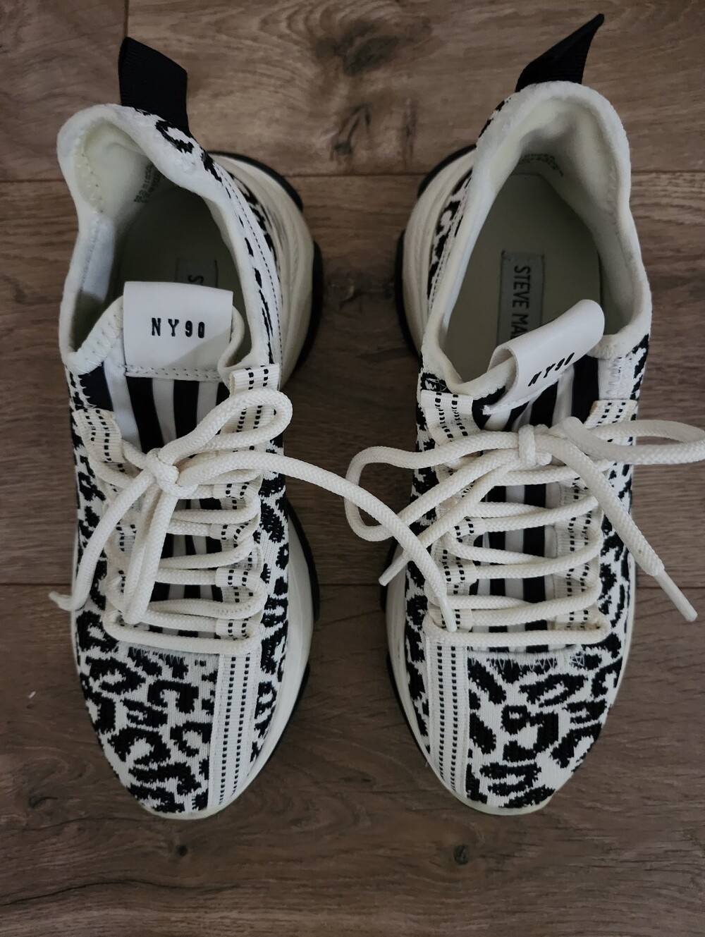 Steve Madden Black and White Patterned Knit Sneakers
